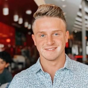 Meet your Posher, Eric